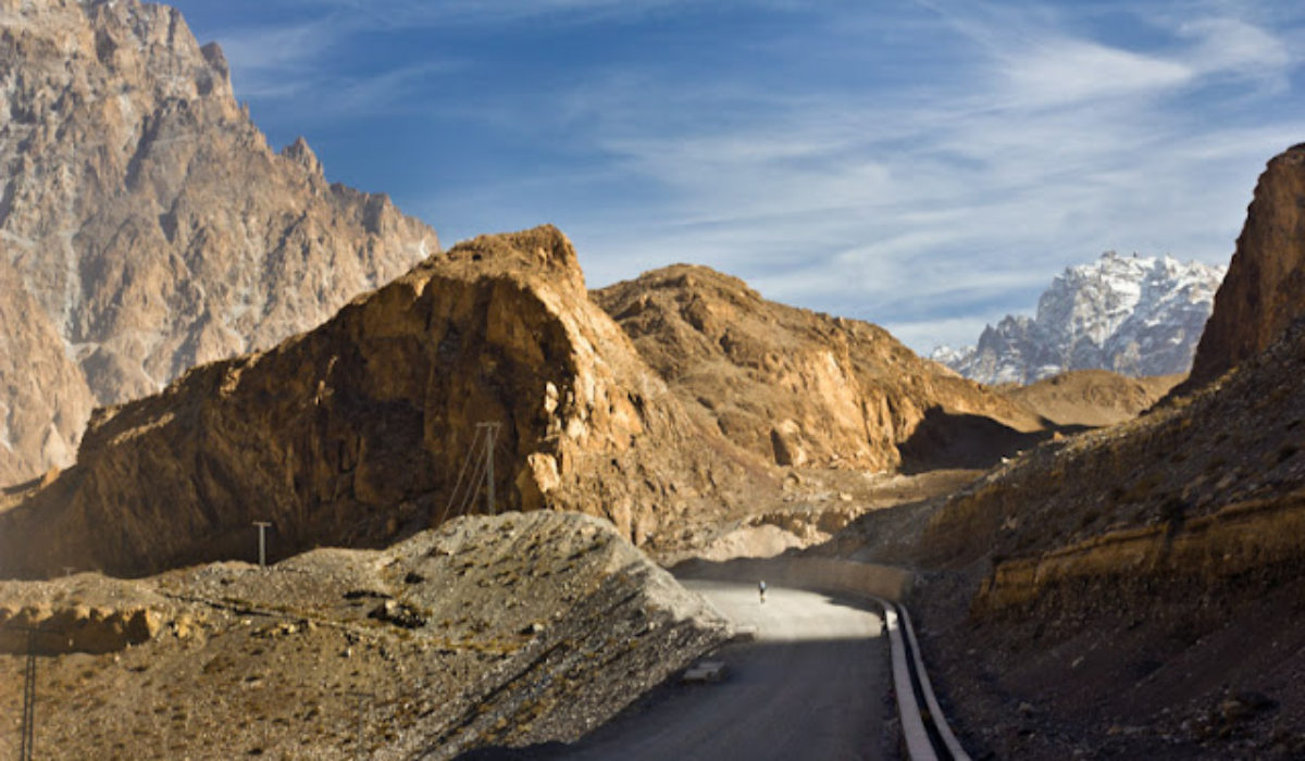 Cycling the Karakoram – From China To Pakistan